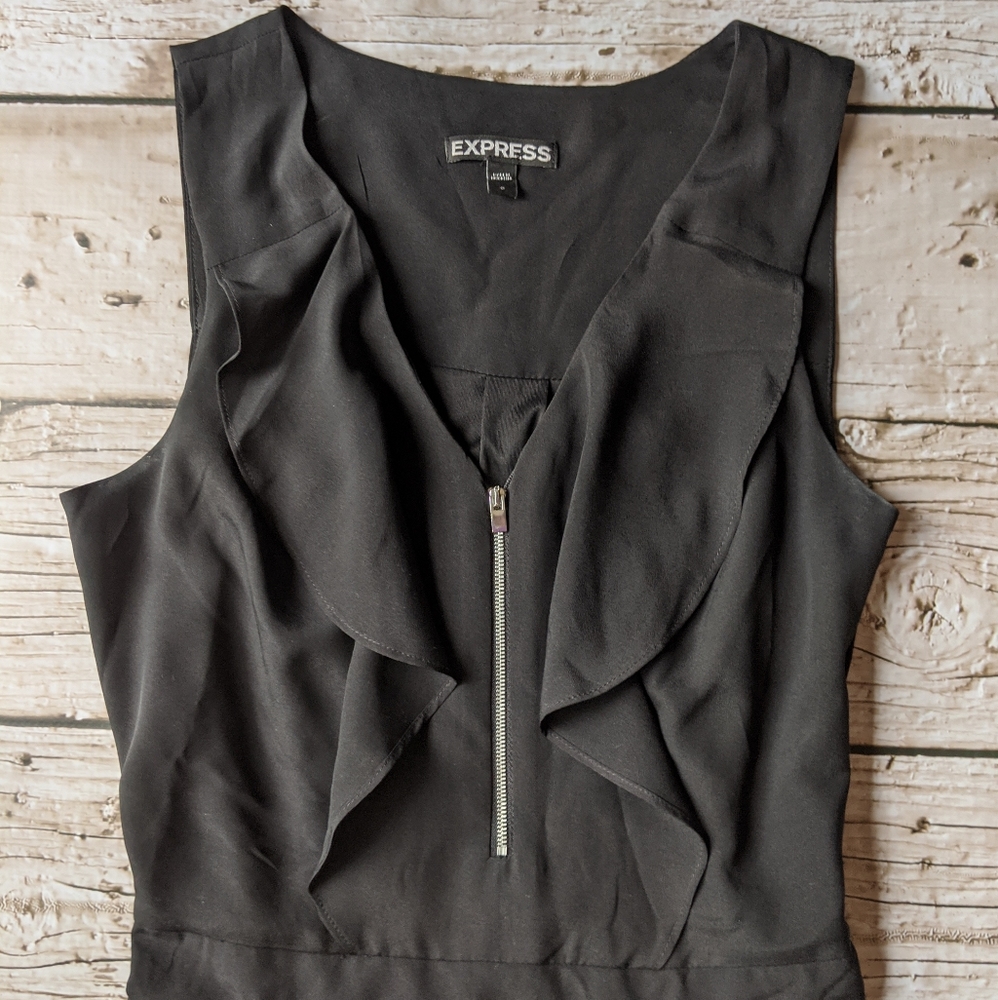 Express Romper - Picture 2 of 5